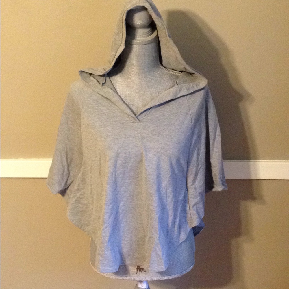 Gray batwing cropped sweatshirt
